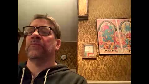 Snapshot of guyute42 chatting on November 25, 2025, 11:05 pm Guy Forget online show from November 25, 2025, 11:05 pm