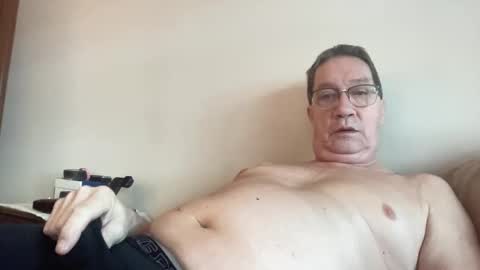 gwashere4u online show from February 17, 2025, 1:32 pm