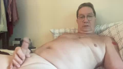 gwashere4u online show from October 15, 2025, 2:17 pm