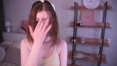 Snapshot of gwendatortoriello chatting on April 28, 2026, 11:59 am Hello everyone Im May online show from April 28, 2026, 11:59 am