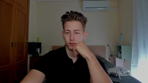 Oliver online show from February 26, 2025, 4:03 pm