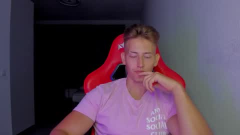 Oliver online show from November 14, 2025, 12:20 am