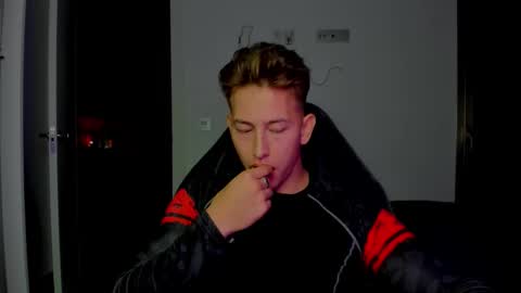 Snapshot of gym_alpha chatting on January 18, 2026, 11:19 pm Oliver online show from January 18, 2026, 11:19 pm