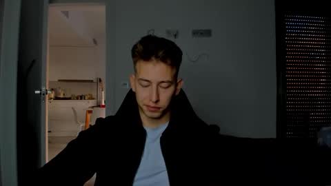 Snapshot of gym_alpha chatting on February 24, 2026, 11:19 am Oliver online show from February 24, 2026, 11:19 am