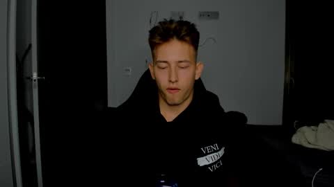 Snapshot of gym_alpha chatting on February 25, 2026, 11:36 pm Oliver online show from February 25, 2026, 11:36 pm