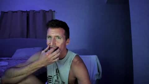 Snapshot of gymjock22 chatting on February 19, 2025, 10:31 pm GymJock22 online show from February 19, 2025, 10:31 pm