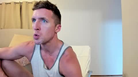Snapshot of gymjock22 chatting on March 10, 2025, 10:24 pm GymJock22 online show from March 10, 2025, 10:24 pm