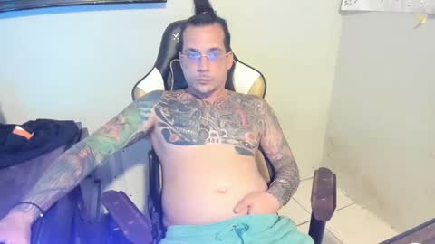 Snapshot of h0lysin chatting on February 19, 2025, 11:36 pm Alejandro 3 online show from February 19, 2025, 11:36 pm