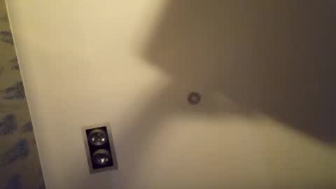 Snapshot of h_rd333 chatting on November 7, 2025, 8:42 pm h_rd333 online show from November 7, 2025, 8:42 pm