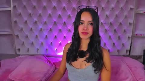 Snapshot of haari02 chatting on November 10, 2025, 8:19 pm Haari online show from November 10, 2025, 8:19 pm