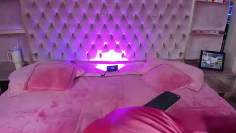 Snapshot of haari02 chatting on December 1, 2025, 8:14 pm Haari online show from December 1, 2025, 8:14 pm