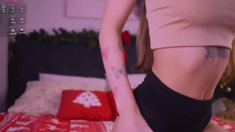 Snapshot of hadleynichols chatting on January 9, 2026, 1:19 am Hi Im Rebecca Glad to see you in my room PVT is open online show from January 9, 2026, 1:19 am