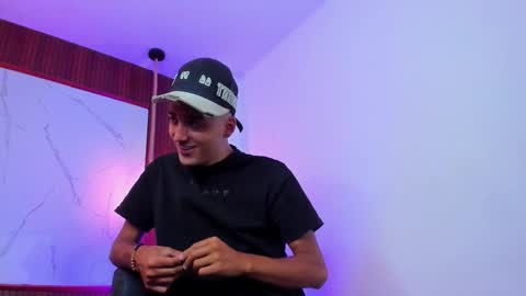 Snapshot of hadrian_torres chatting on March 12, 2026, 3:18 pm Hadrian Torres online show from March 12, 2026, 3:18 pm