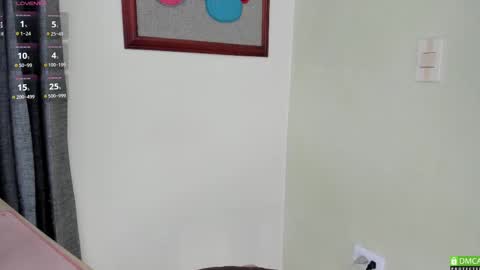 Hae-In online show from February 16, 2025, 2:32 pm