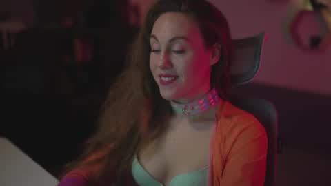 hahayessihaveone online show from September 13, 2025, 6:40 pm