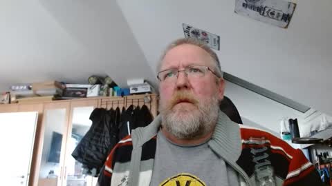 Snapshot of haiflosse chatting on February 1, 2026, 10:03 am haiflosse online show from February 1, 2026, 10:03 am