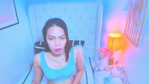 Snapshot of hailee_harper chatting on February 15, 2025, 12:11 pm HAILEE HORNY online show from February 15, 2025, 12:11 pm