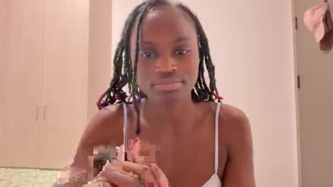 hailey_26 online show from November 25, 2025, 2:06 pm