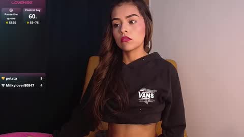 Snapshot of hailey_bri chatting on February 18, 2026, 8:38 pm hailey_bri online show from February 18, 2026, 8:38 pm