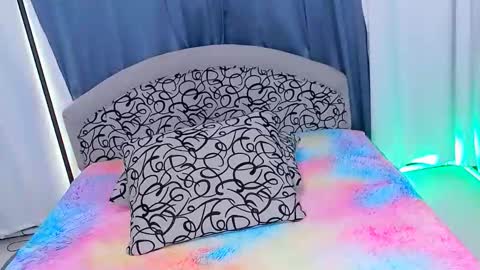 Snapshot of hailey_pirs chatting on December 21, 2025, 7:59 am hailey_pirs online show from December 21, 2025, 7:59 am