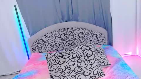 Snapshot of hailey_pirs chatting on December 23, 2025, 9:51 am hailey_pirs online show from December 23, 2025, 9:51 am