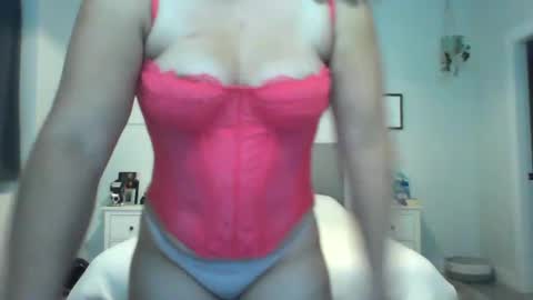 Snapshot of haileyk454384 chatting on October 9, 2025, 1:36 am haileyk454384 online show from October 9, 2025, 1:36 am