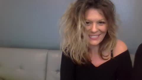 Snapshot of haileys123 chatting on November 12, 2025, 7:46 pm Hailey online show from November 12, 2025, 7:46 pm