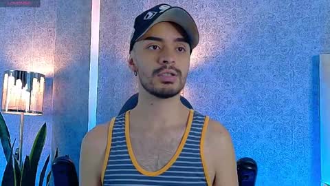Snapshot of hairy_diamond chatting on September 26, 2025, 8:24 pm H A I R Y D I A M O N D online show from September 26, 2025, 8:24 pm