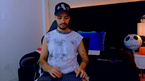 Snapshot of hairy_diamond chatting on October 18, 2025, 12:06 pm H A I R Y D I A M O N D online show from October 18, 2025, 12:06 pm