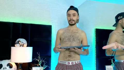 Snapshot of hairy_diamond chatting on October 24, 2025, 4:58 pm H A I R Y D I A M O N D online show from October 24, 2025, 4:58 pm