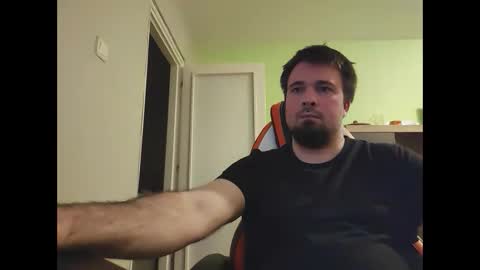 hairy_guy007 online show from February 14, 2025, 7:02 pm