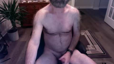 HairyArchTex online show from December 22, 2025, 4:09 am