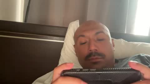 Snapshot of hairyman30000 chatting on May 20, 2026, 5:57 am hairyman30000 online show from May 20, 2026, 5:57 am