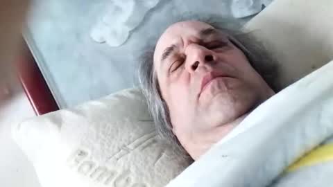 Snapshot of hairyspermballs chatting on December 18, 2025, 7:20 pm Marty online show from December 18, 2025, 7:20 pm