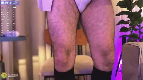 Snapshot of hairyxlmaster chatting on March 19, 2026, 2:15 am CASHMASTER CARLO online show from March 19, 2026, 2:15 am