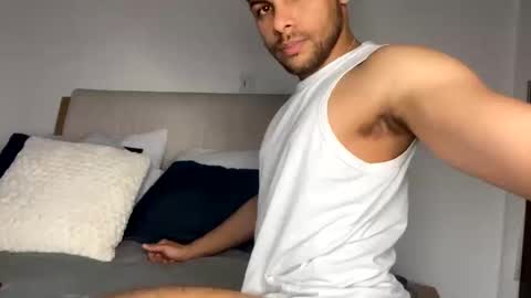 Snapshot of haku_kanjii chatting on March 10, 2025, 11:16 pm Independent model online show from March 10, 2025, 11:16 pm