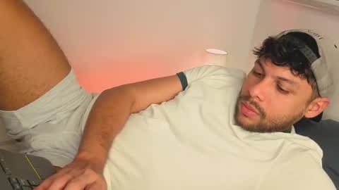 Snapshot of haku_kanjii chatting on January 12, 2026, 10:26 pm Independent model online show from January 12, 2026, 10:26 pm