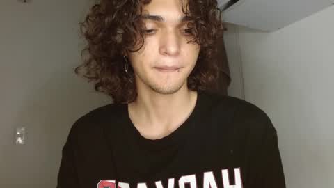 Snapshot of halan_jr chatting on December 14, 2024, 6:35 am halan online show from December 14, 2024, 6:35 am