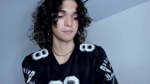 Snapshot of halan_jr chatting on January 3, 2025, 11:55 pm halan online show from January 3, 2025, 11:55 pm