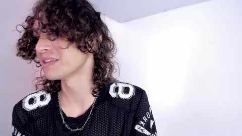 Snapshot of halan_jr chatting on January 10, 2025, 8:48 pm halan online show from January 10, 2025, 8:48 pm