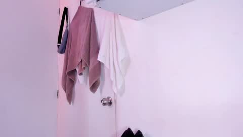 Snapshot of halan_jr chatting on January 18, 2025, 7:04 pm halan online show from January 18, 2025, 7:04 pm