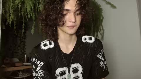 Snapshot of halan_jr chatting on January 23, 2025, 6:39 am halan online show from January 23, 2025, 6:39 am