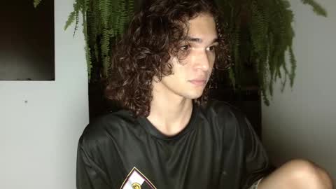 Snapshot of halan_jr chatting on January 31, 2025, 7:29 am halan online show from January 31, 2025, 7:29 am