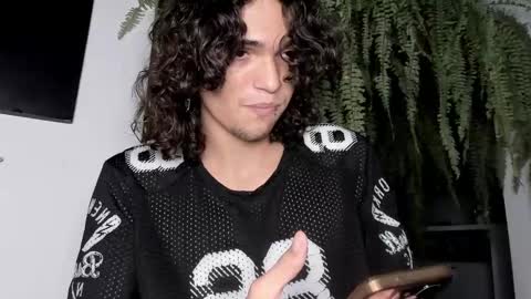 Snapshot of halan_jr chatting on February 4, 2025, 6:36 am halan online show from February 4, 2025, 6:36 am