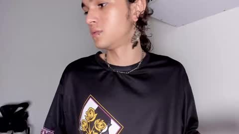 Snapshot of halan_jr chatting on February 15, 2025, 5:51 am halan online show from February 15, 2025, 5:51 am