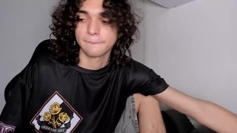 Snapshot of halan_jr chatting on February 15, 2025, 8:54 am halan online show from February 15, 2025, 8:54 am