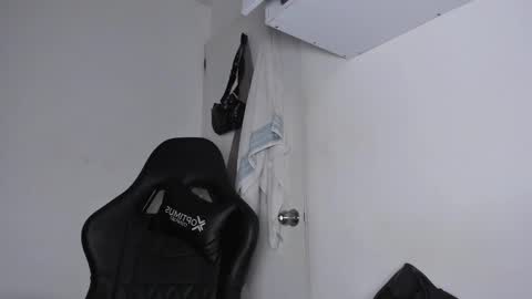 Snapshot of halan_jr chatting on February 24, 2025, 9:00 am halan online show from February 24, 2025, 9:00 am