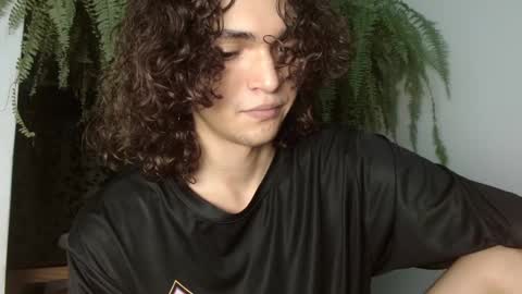 Snapshot of halan_jr chatting on February 26, 2025, 2:59 am halan online show from February 26, 2025, 2:59 am