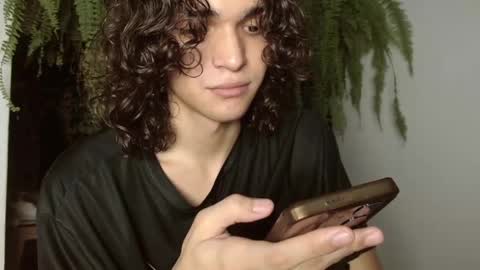 Snapshot of halan_jr chatting on February 27, 2025, 6:18 am halan online show from February 27, 2025, 6:18 am