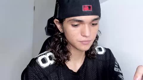 Snapshot of halan_jr chatting on February 28, 2025, 6:43 am halan online show from February 28, 2025, 6:43 am